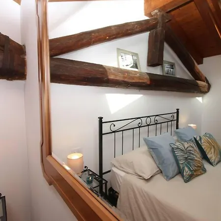 아파트 La Casa Del Pittore 코모