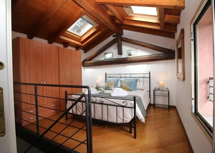 La Casa Del Pittore Apartment Como